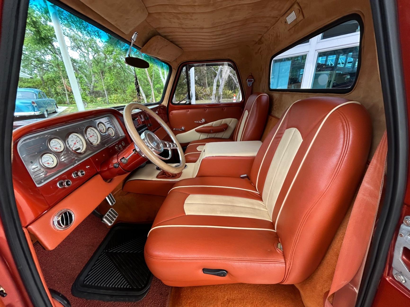 Custom 1965 Chevrolet C10 Pickup