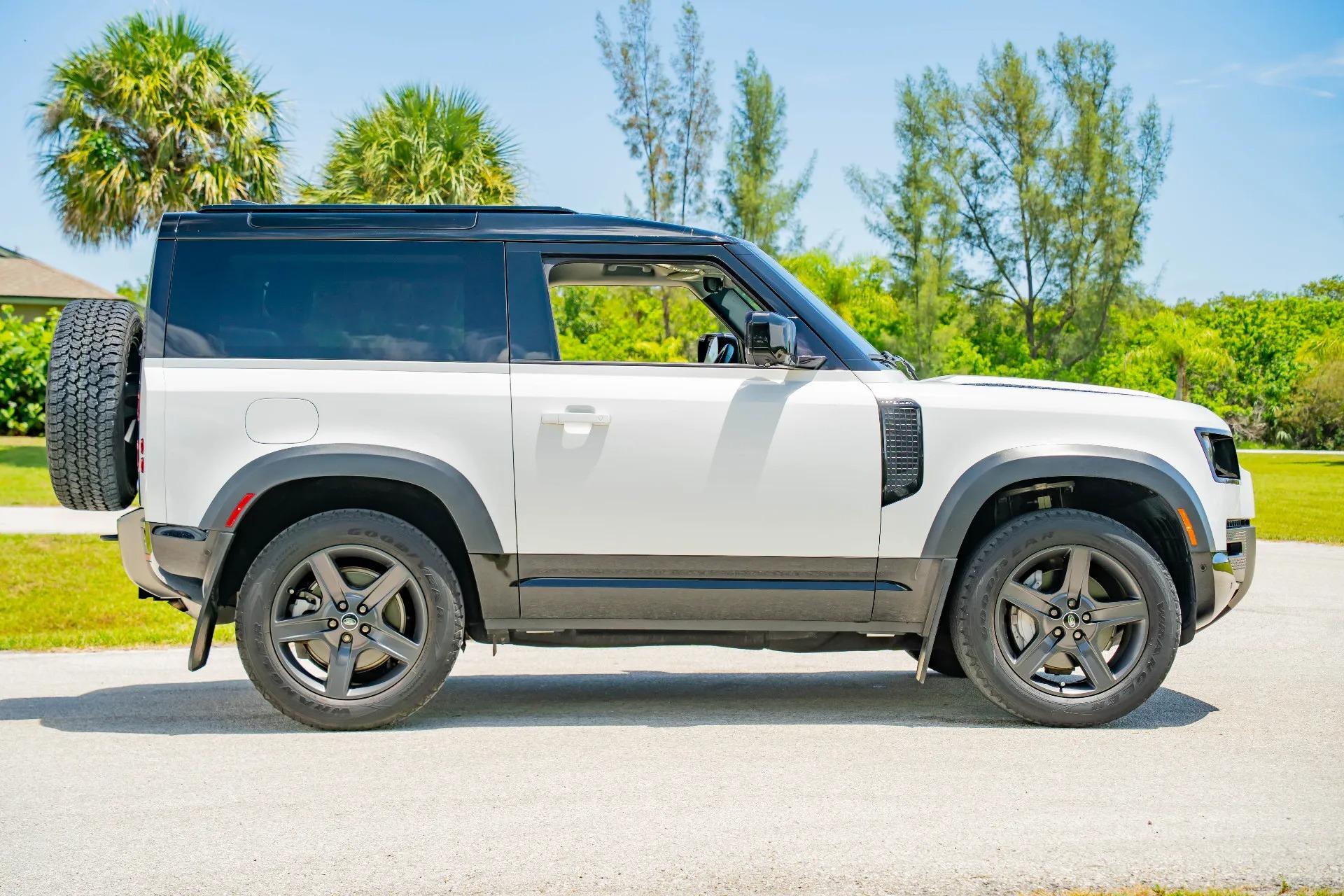 2023 Land Rover Defender 90 X-Dynamic SE