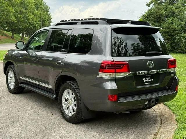 2019 Toyota Land Cruiser