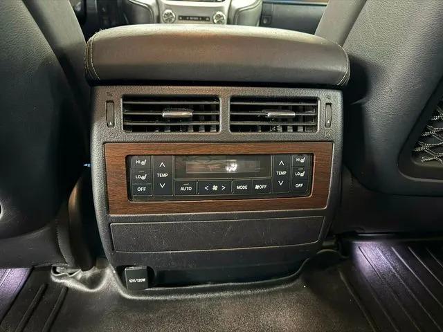 2019 Toyota Land Cruiser