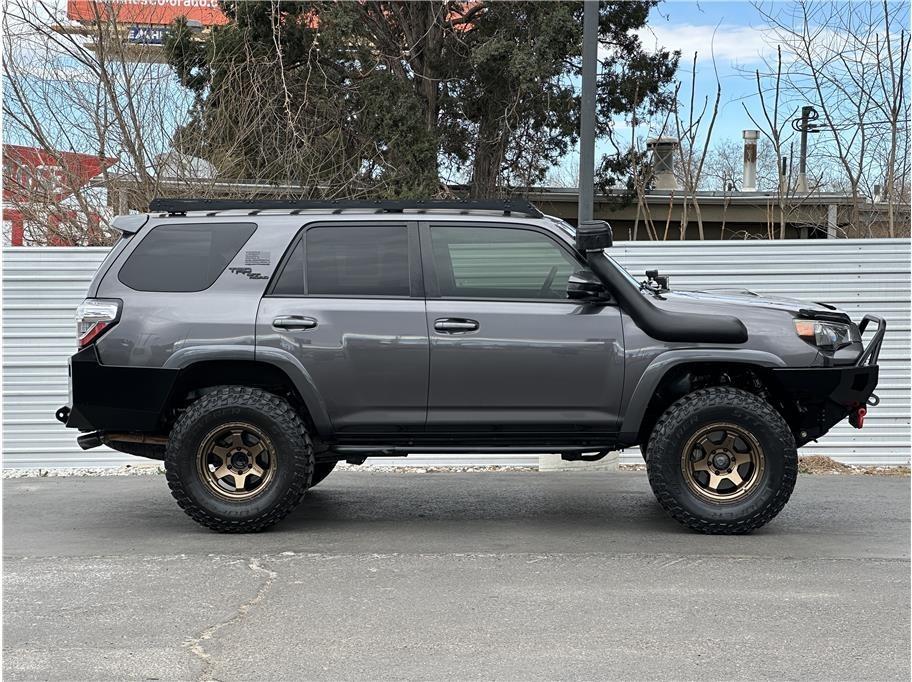 2018 Toyota 4Runner TRD Off-Road