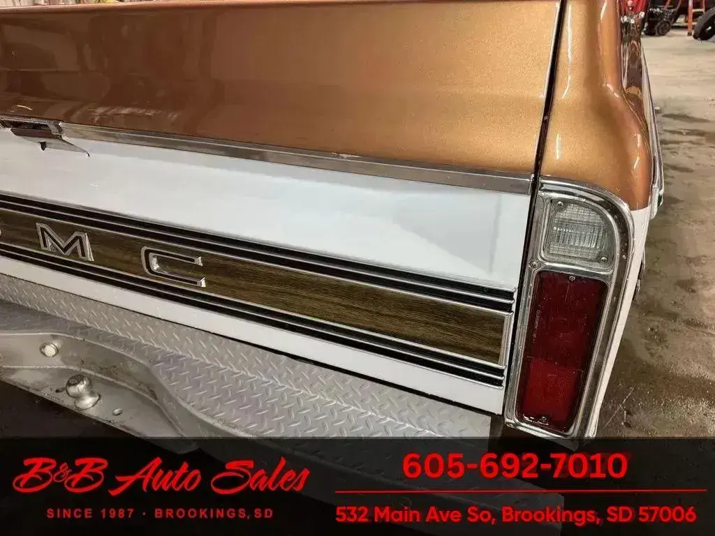 1972 GMC C2500 Sierra Grande
