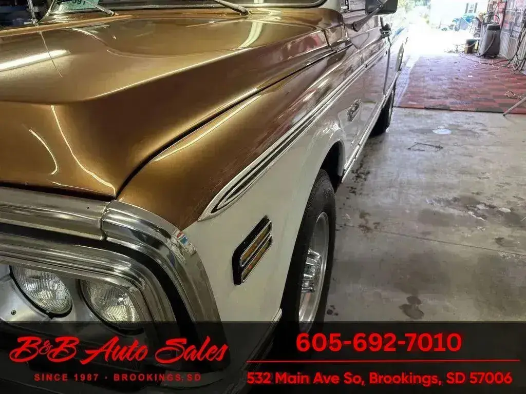 1972 GMC C2500 Sierra Grande