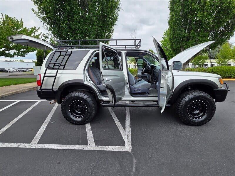 1999 Toyota 4Runner SR5