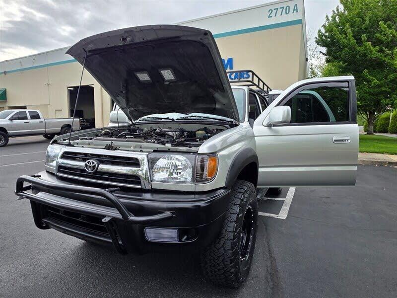 1999 Toyota 4Runner SR5