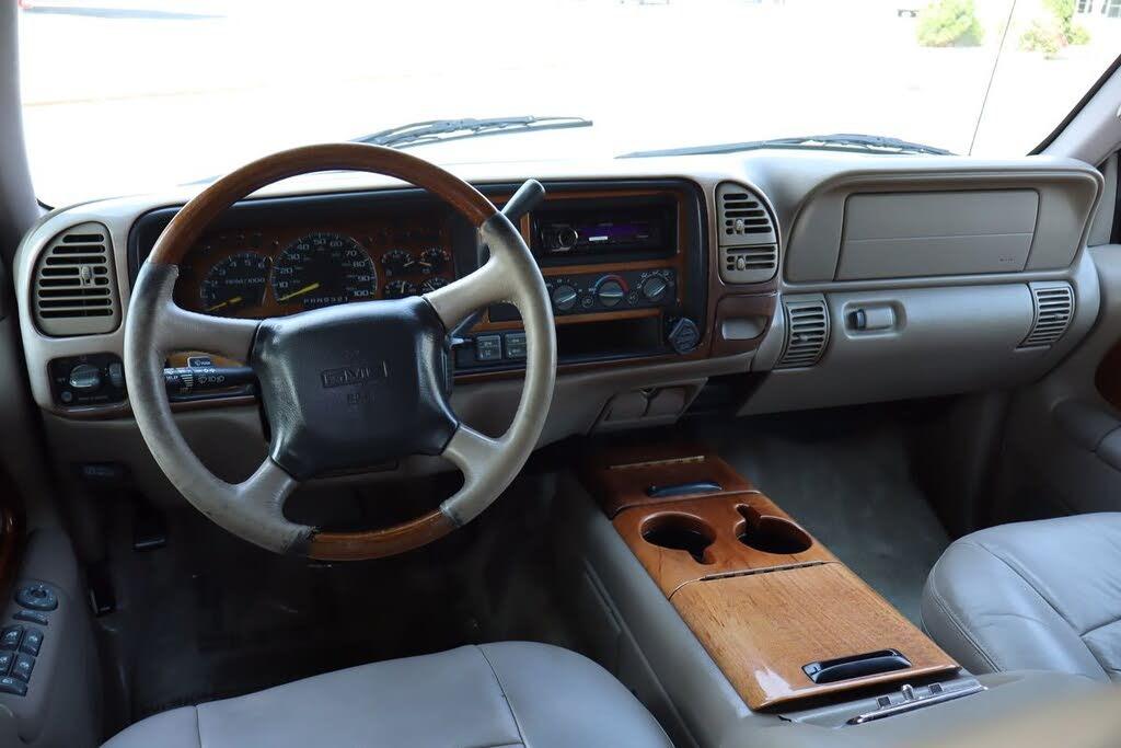1999 GMC Suburban 1500 SL