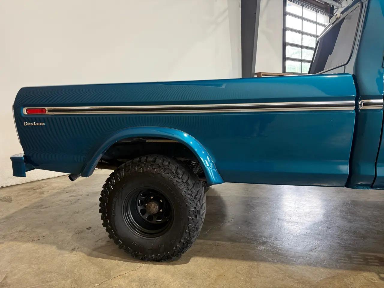 Restored 1975 Ford F-100