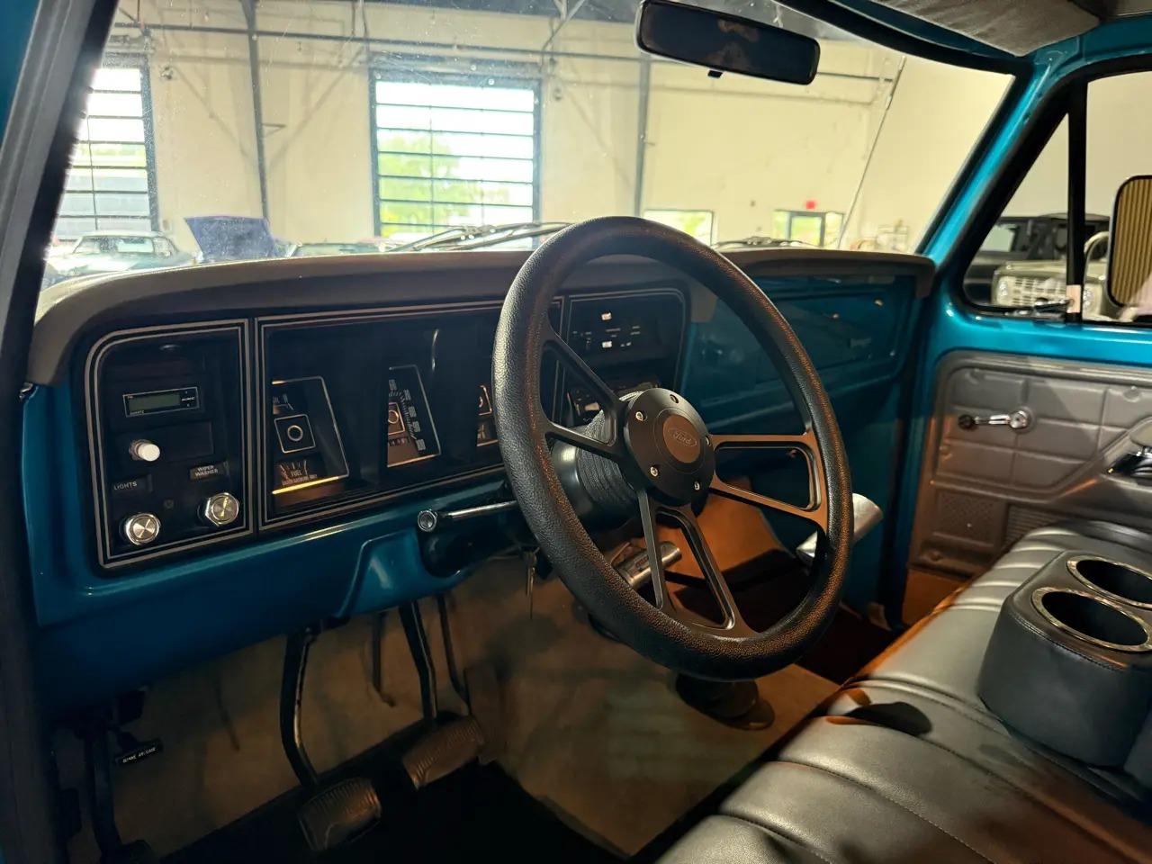 Restored 1975 Ford F-100