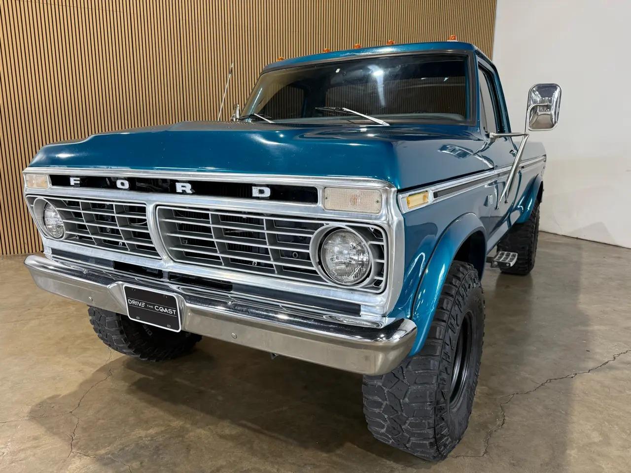 Restored 1975 Ford F-100 - 3