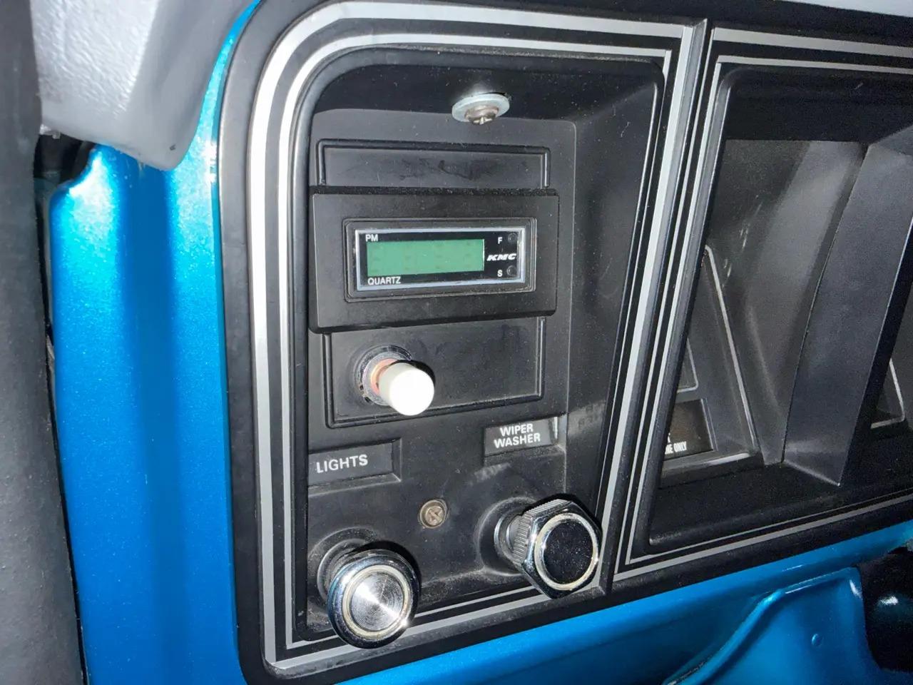 Restored 1975 Ford F-100