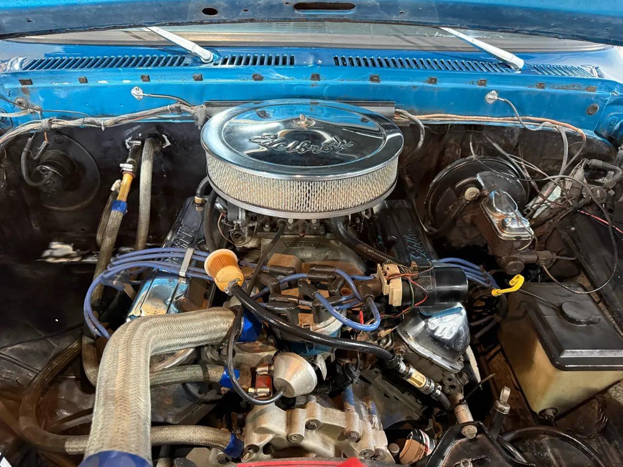 Restored 1975 Ford F-100