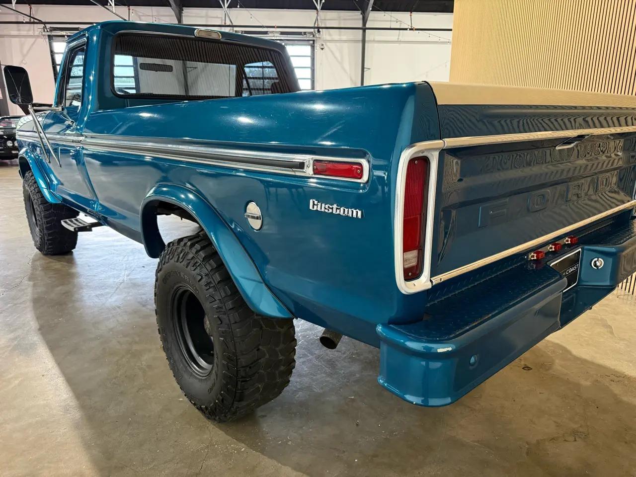 Restored 1975 Ford F-100 - 4