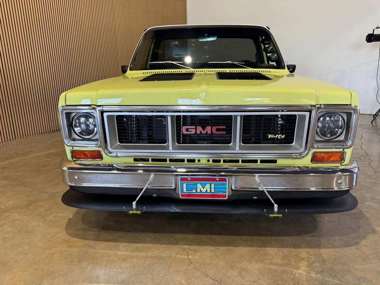 Restored 1978 GMC C15 Sierra - 4