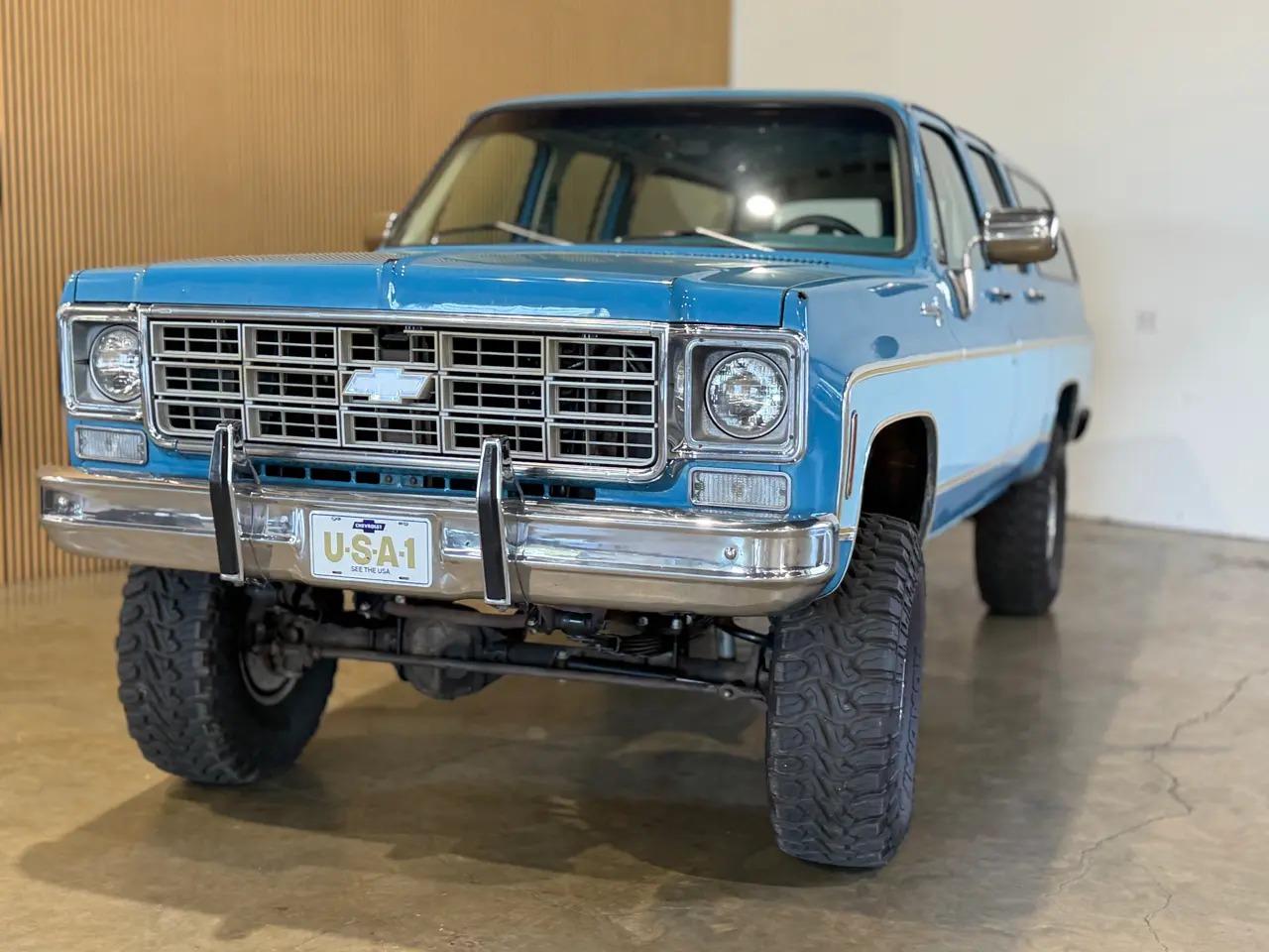 1977 Chevrolet K10 Suburban - 3