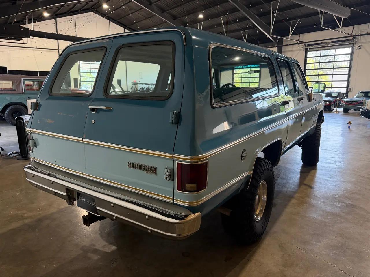 1977 Chevrolet K10 Suburban