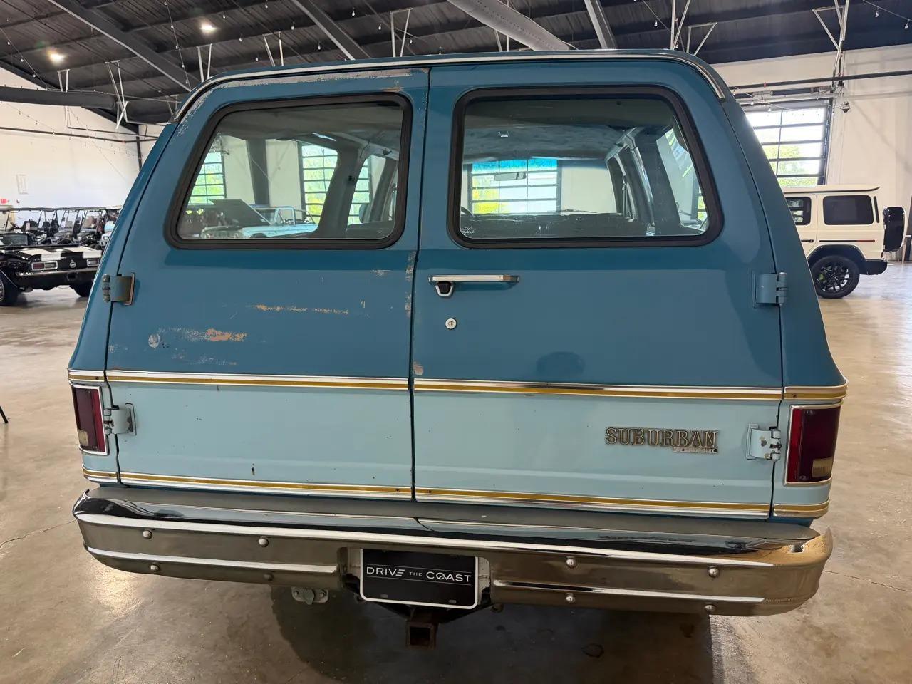 1977 Chevrolet K10 Suburban