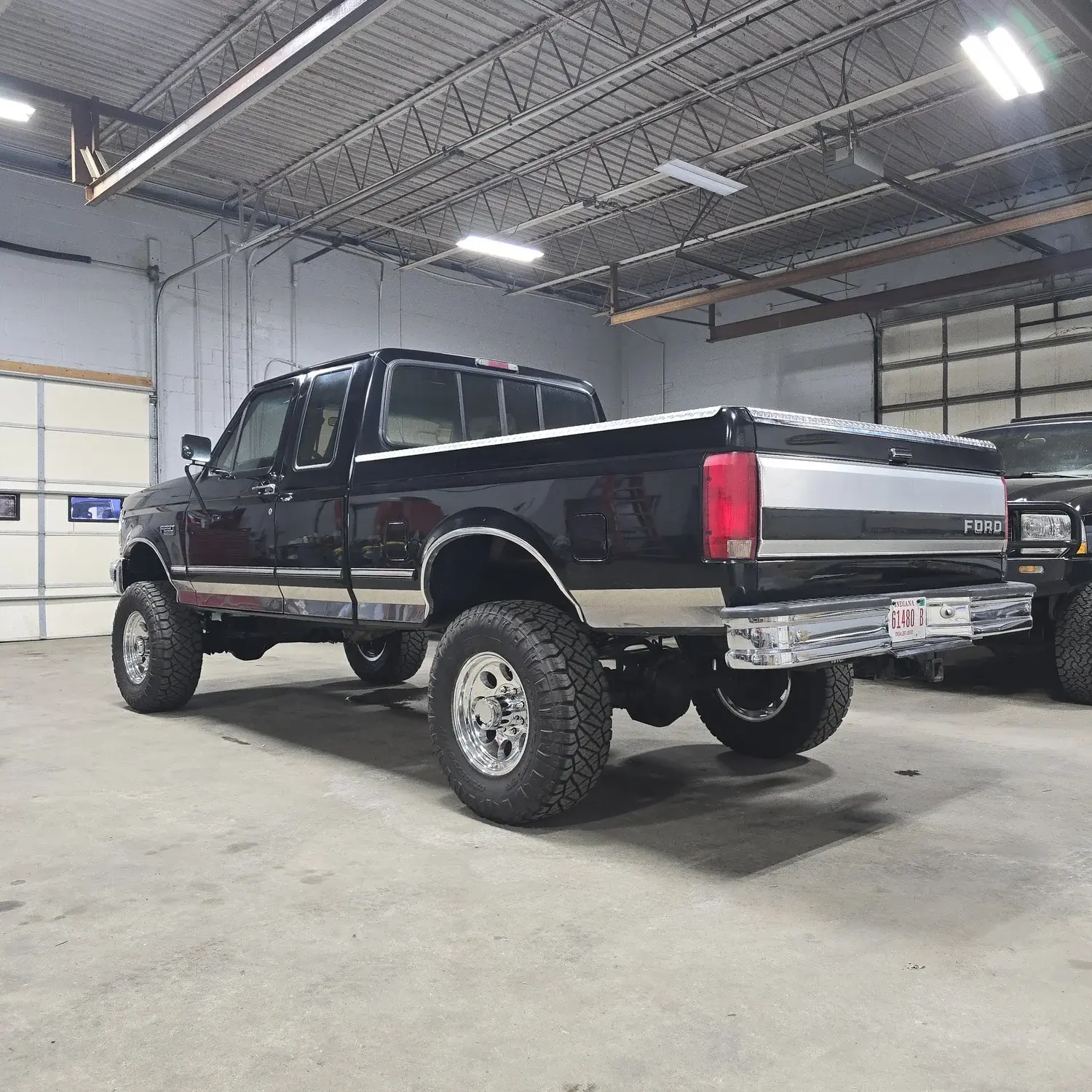 1996 Ford F-250 XLT - 2