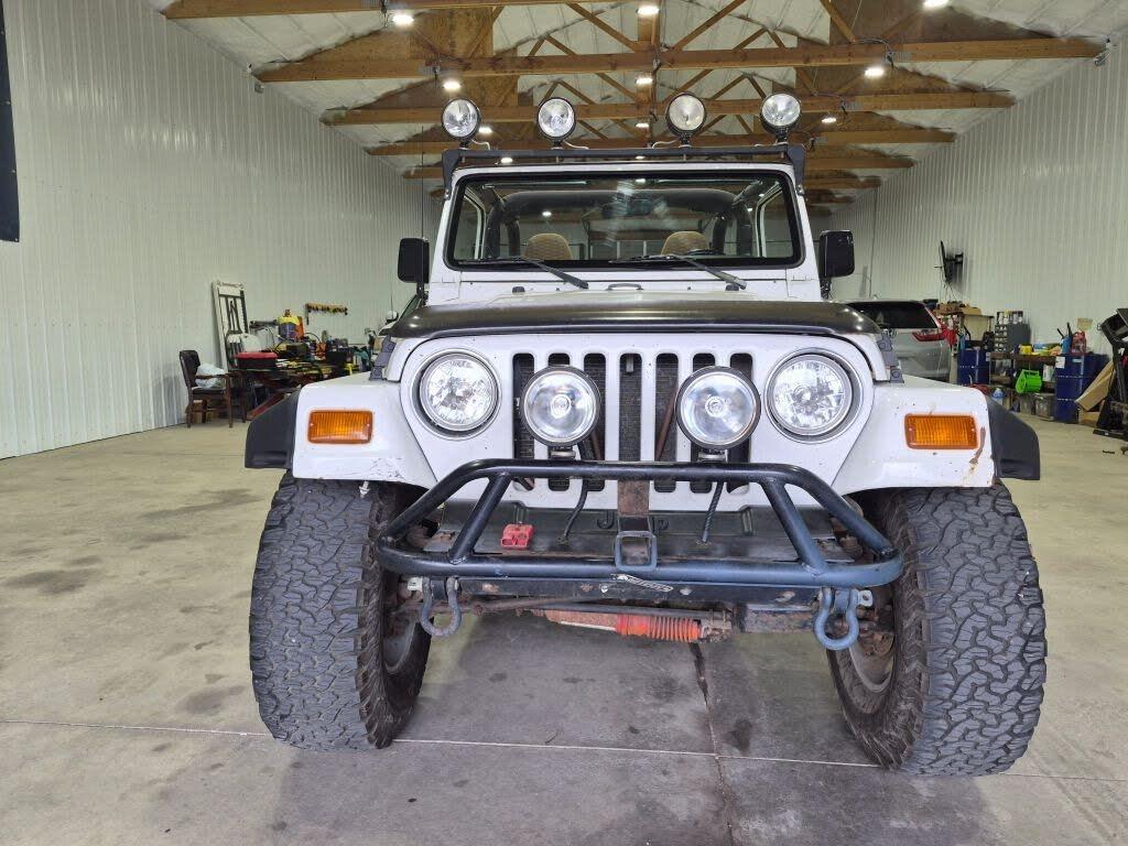 1998 Jeep Wrangler Sport - 3