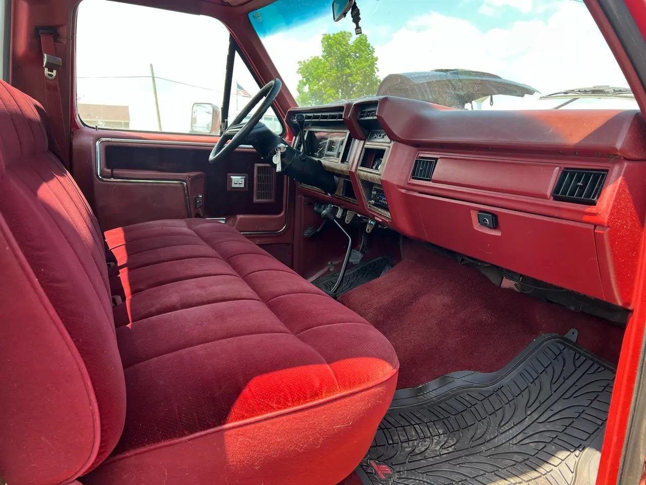 1986 Ford F-250 Lariat