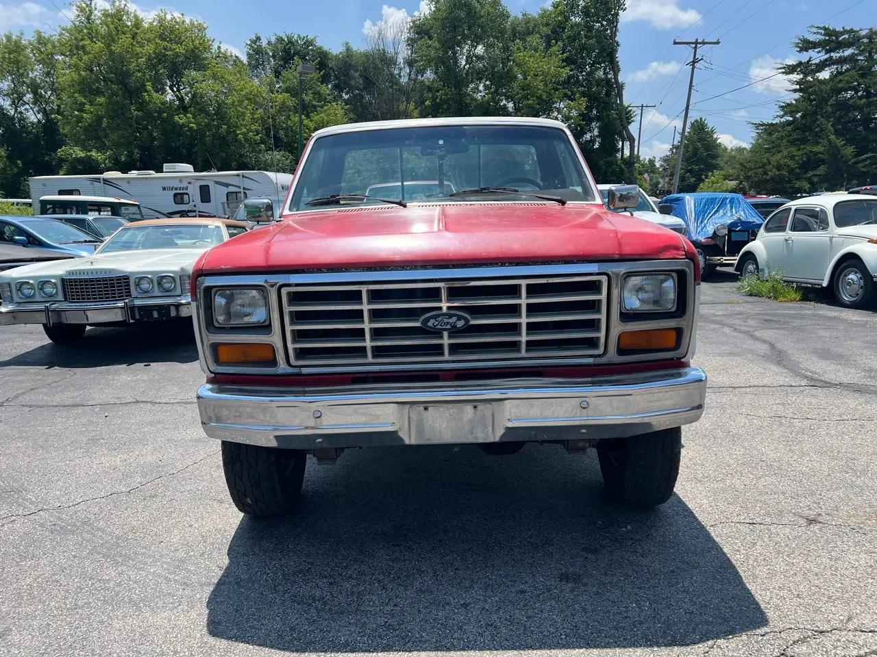 1986 Ford F-250 Lariat - 3