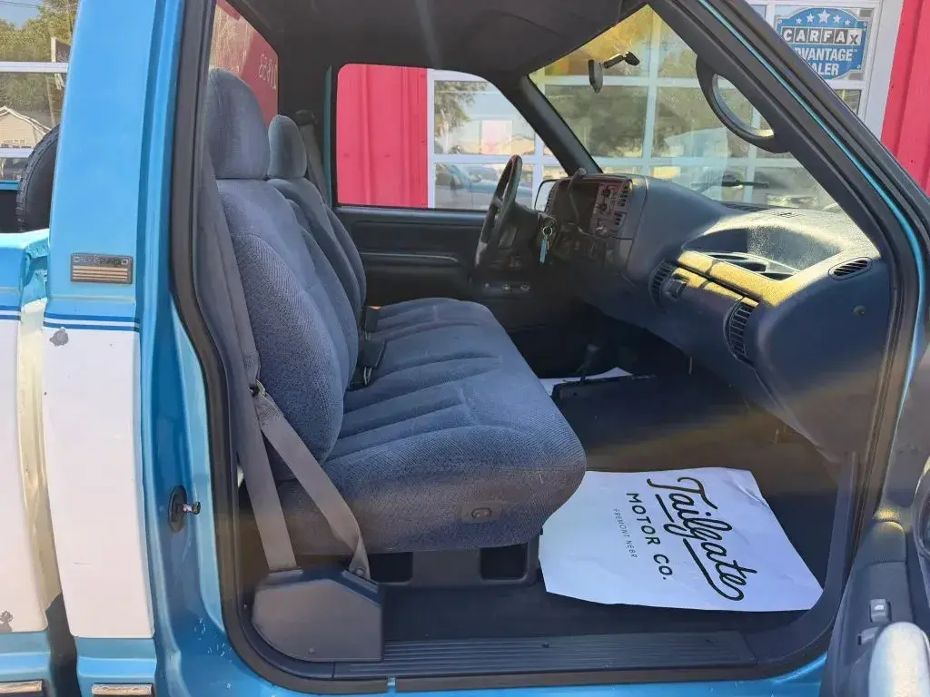 58k-Mile 1995 Chevrolet K2500 Regular Cab