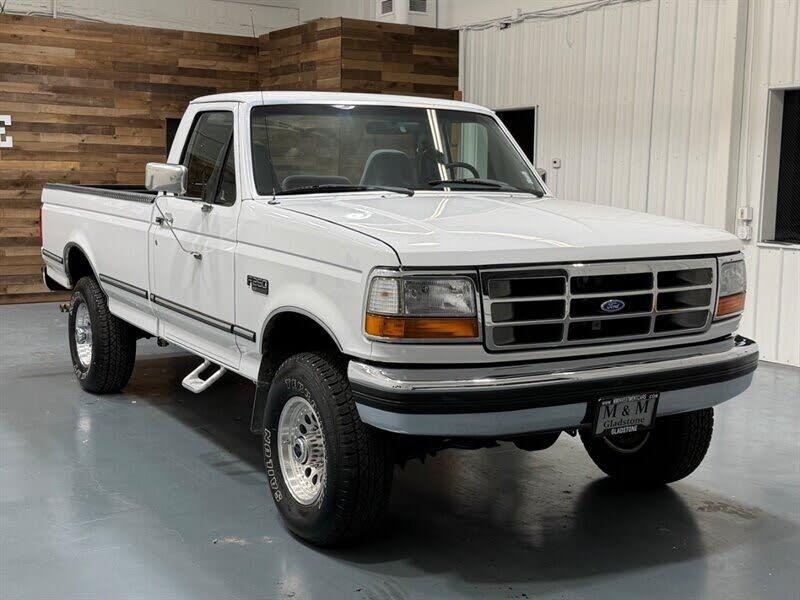 1995 Ford F-250 XLT - 2