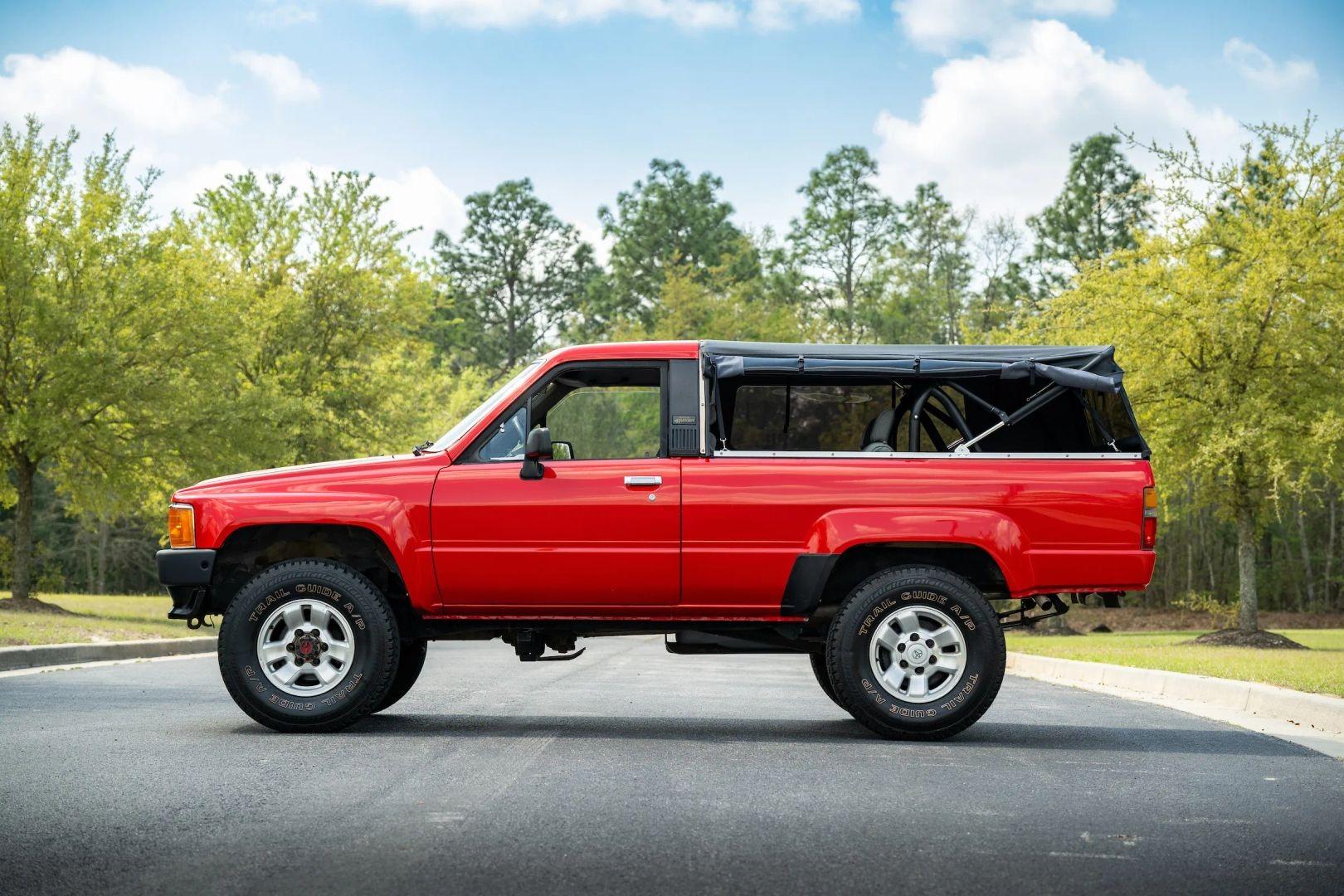 1986 Toyota 4Runner DLX - 3