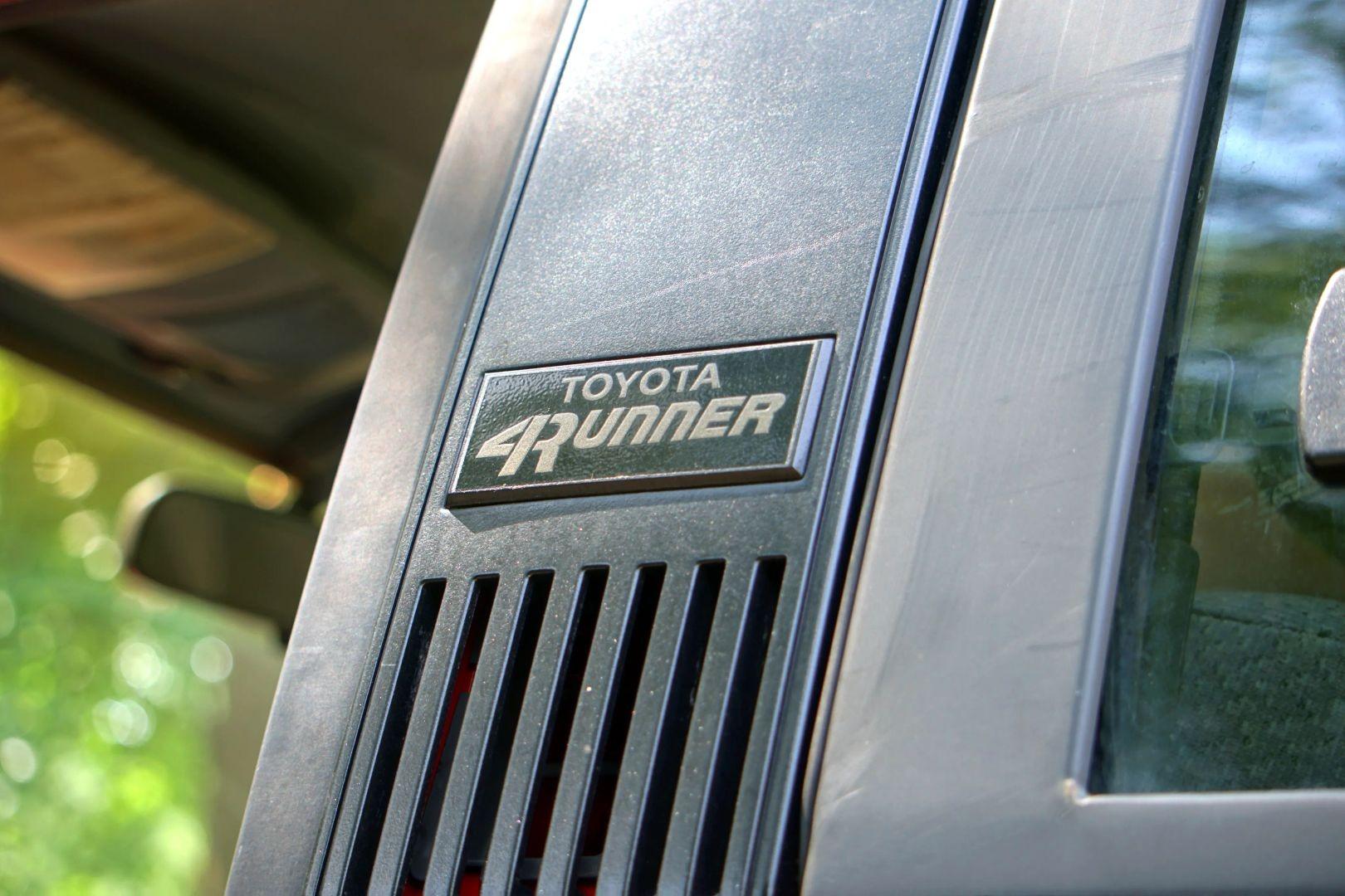 1986 Toyota 4Runner DLX