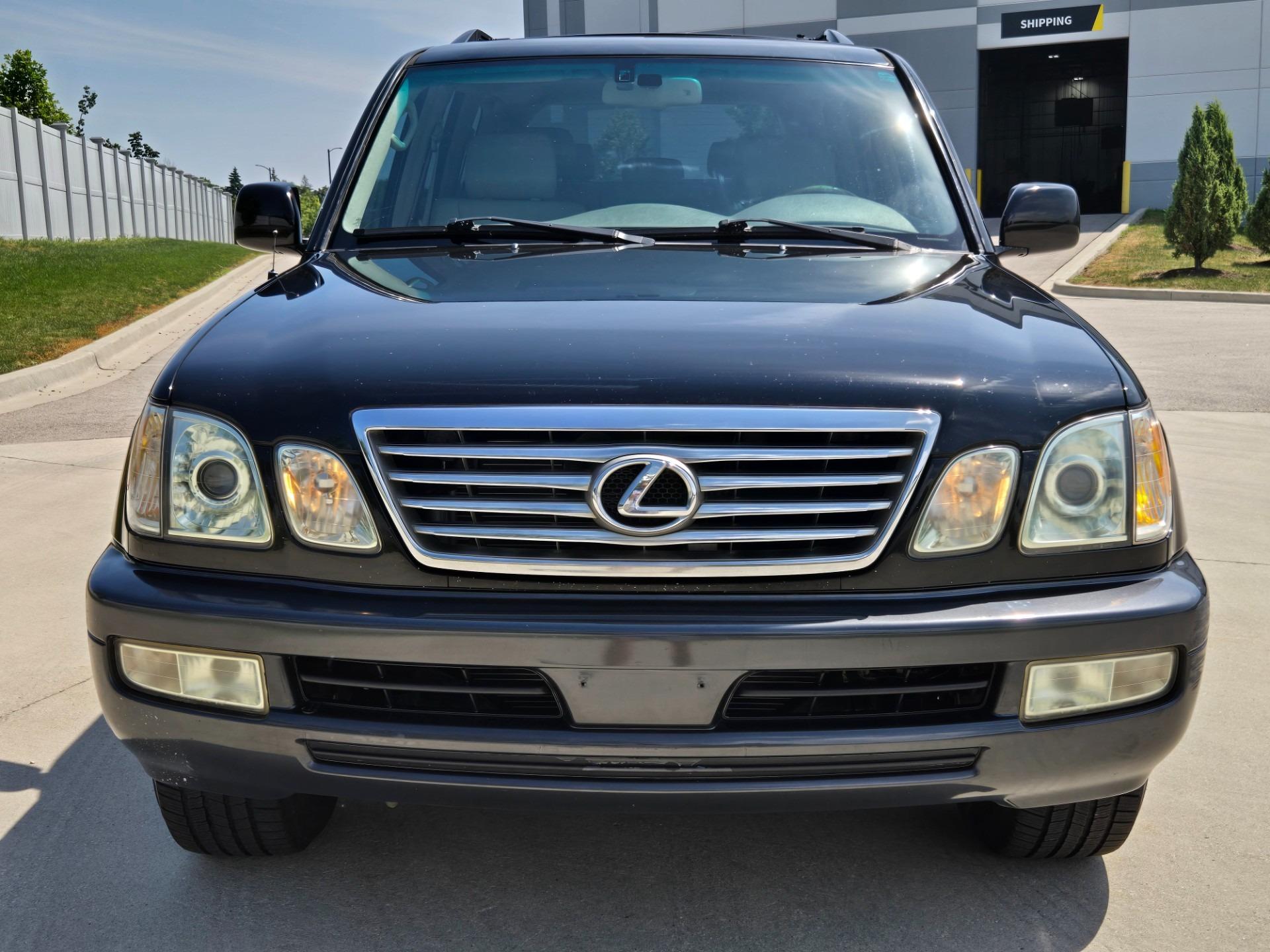2006 Lexus LX 470 - 3