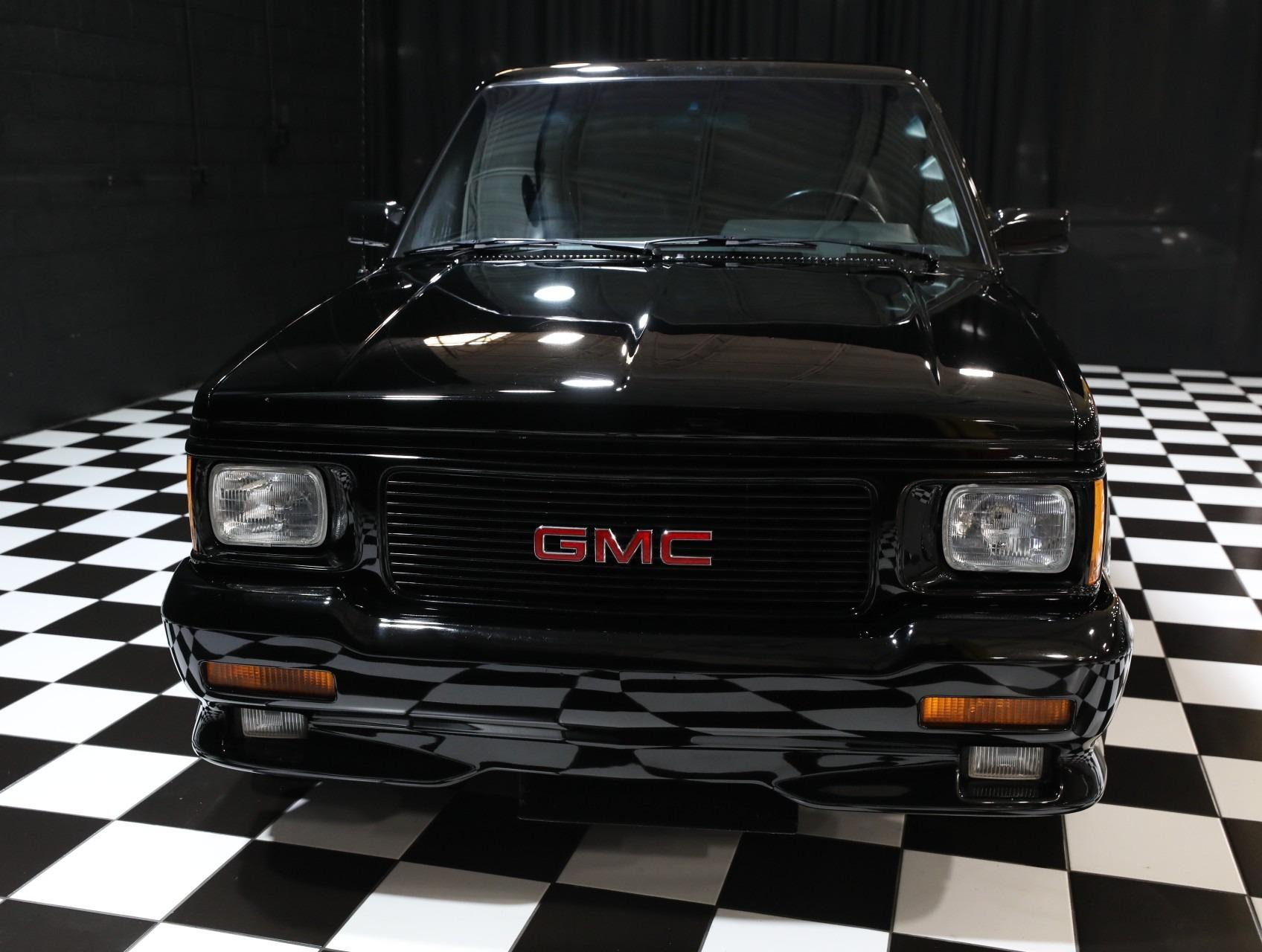 1993 GMC Typhoon
