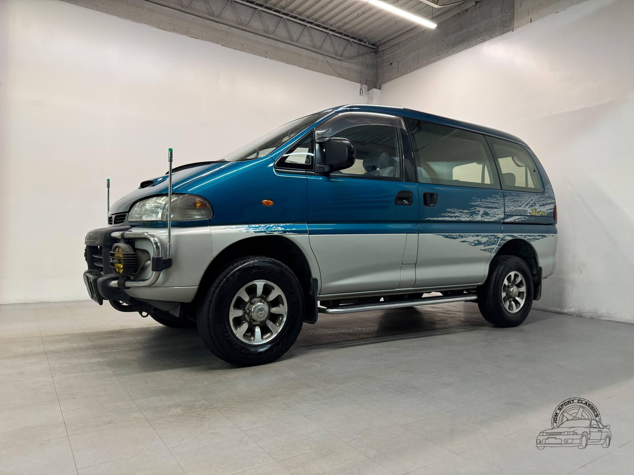 1997 Mitsubishi Delica Jasper Edition