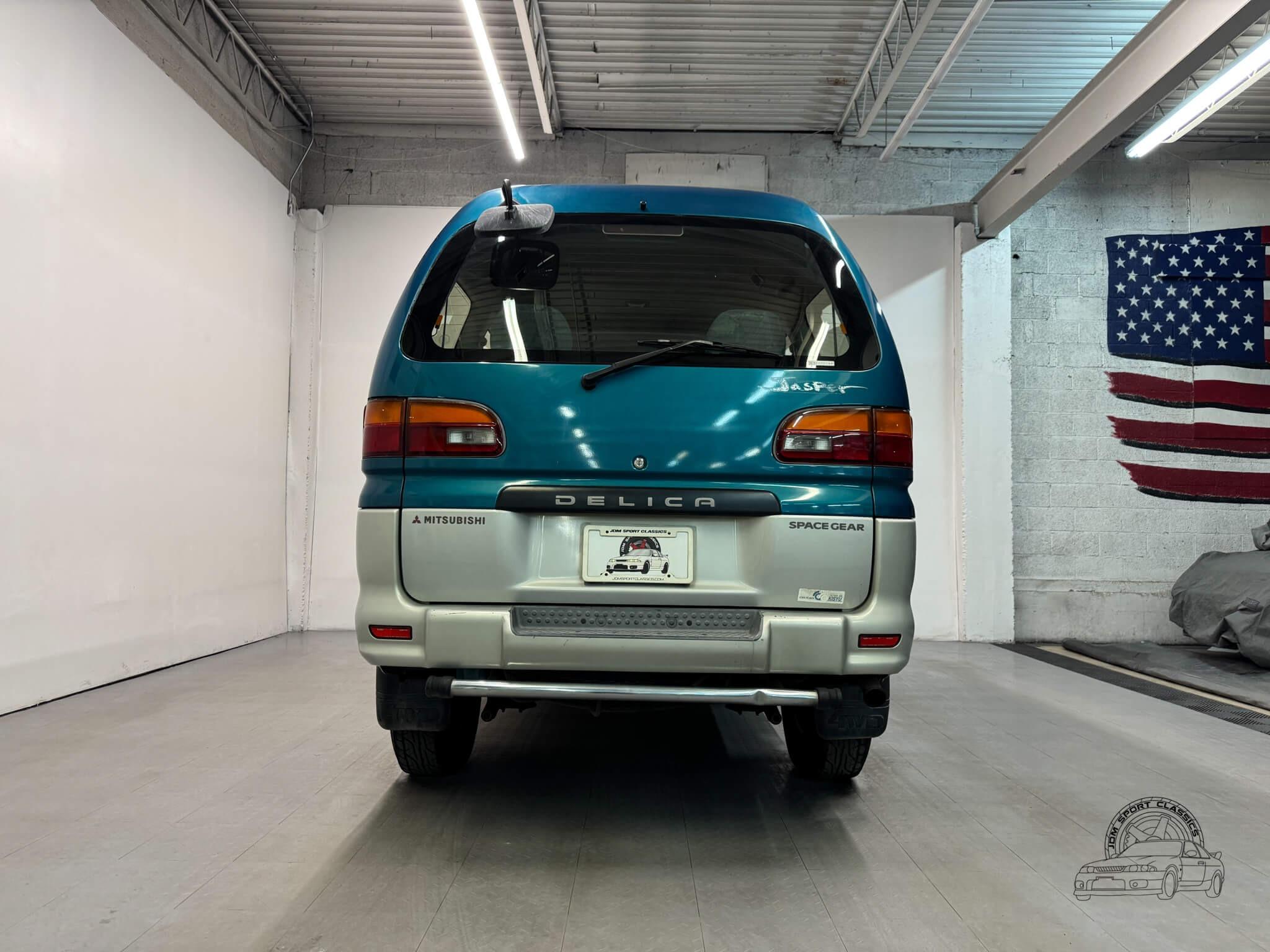 1997 Mitsubishi Delica Jasper Edition