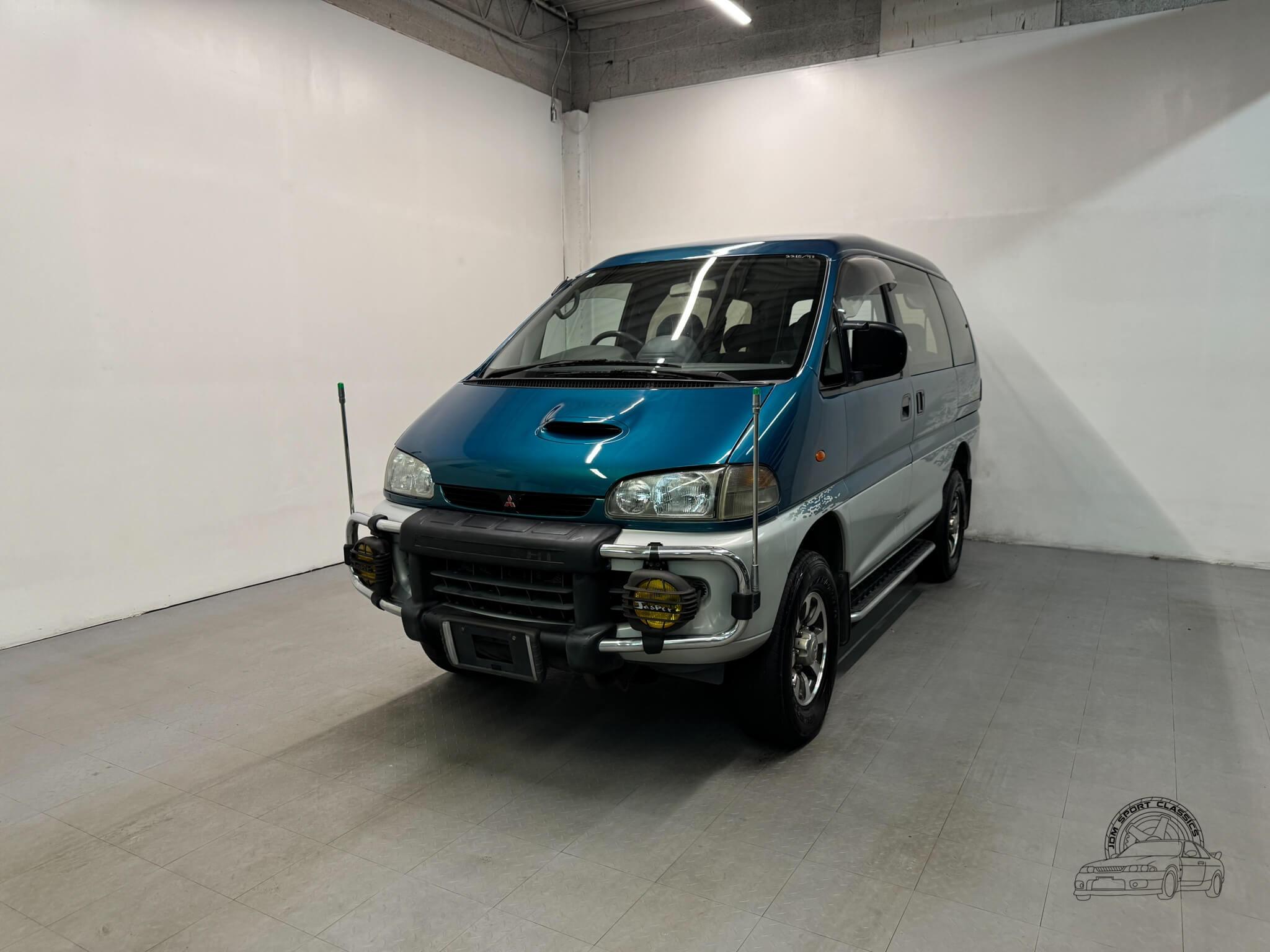 1997 Mitsubishi Delica Jasper Edition