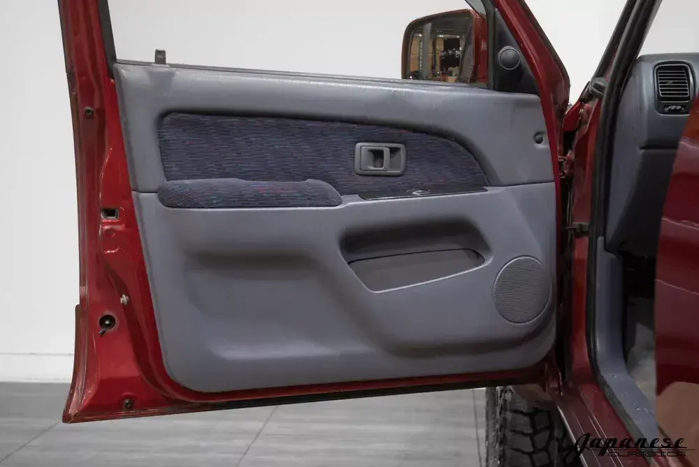 1997 Toyota Hilux Surf SSR-X