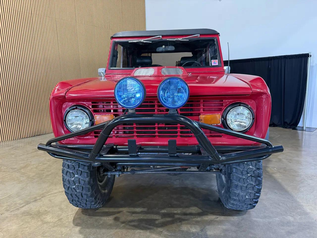 1976 Ford Bronco - 3