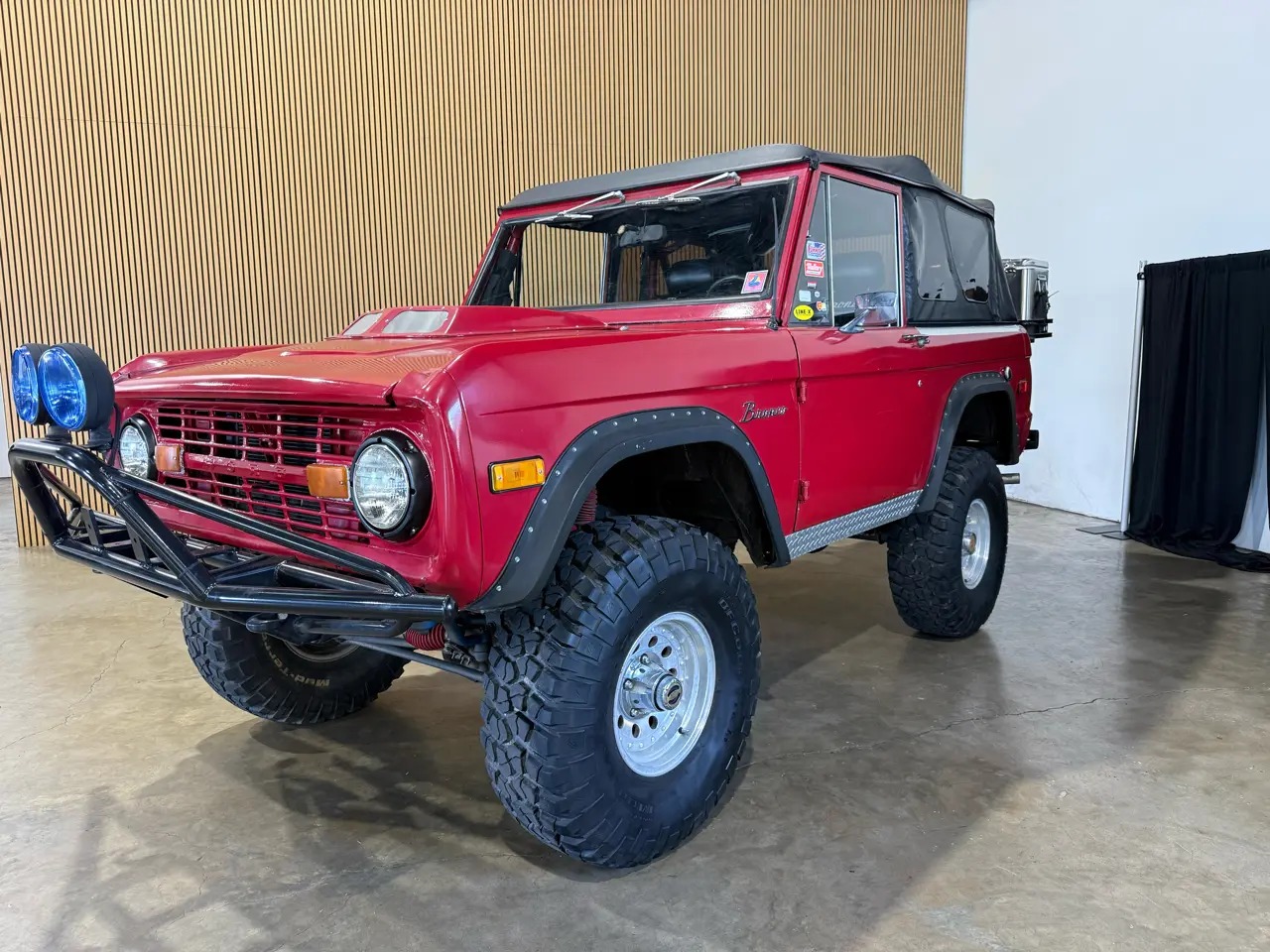  Ford Bronco