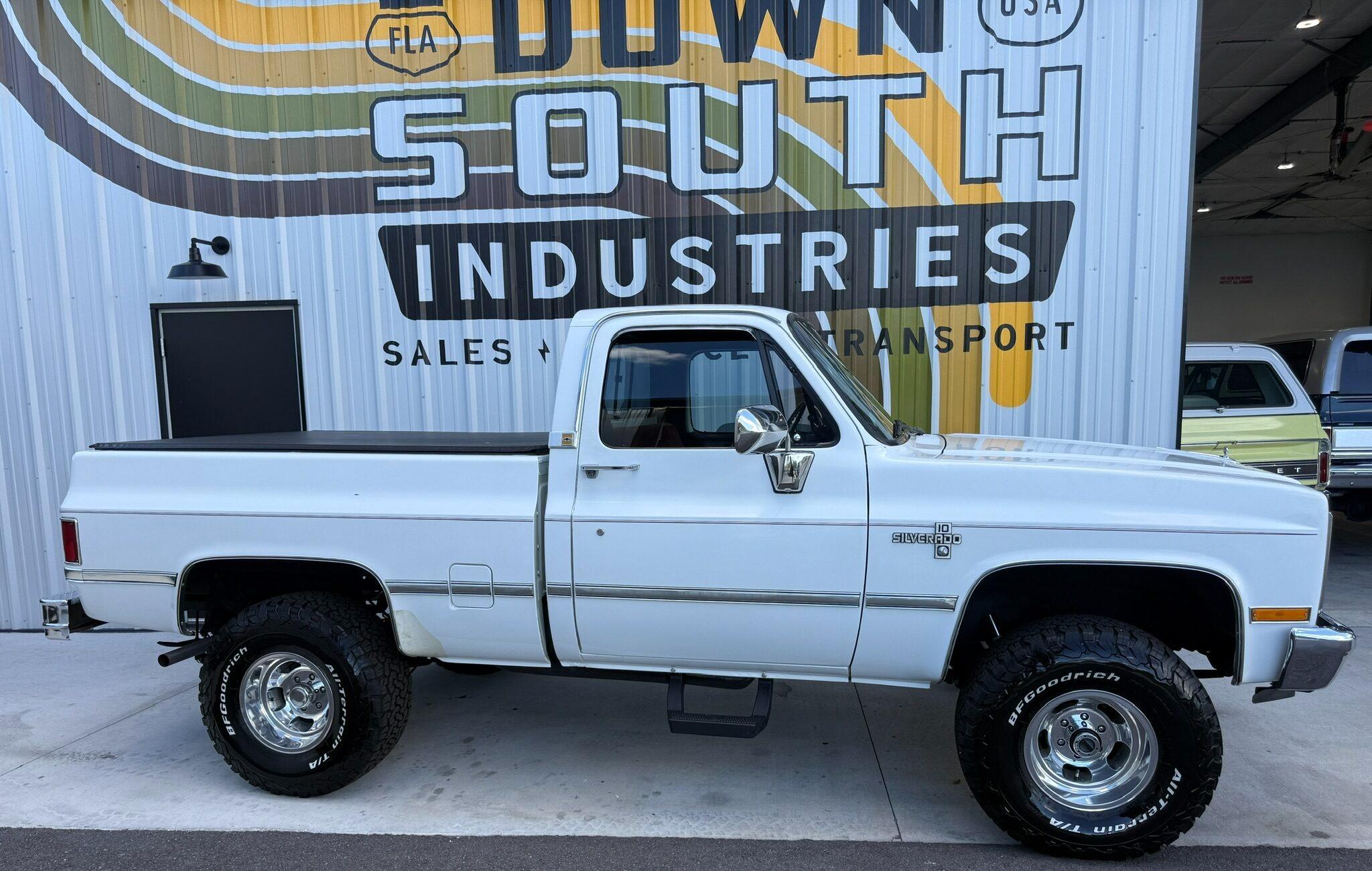 1987 Chevrolet Silverado V-10