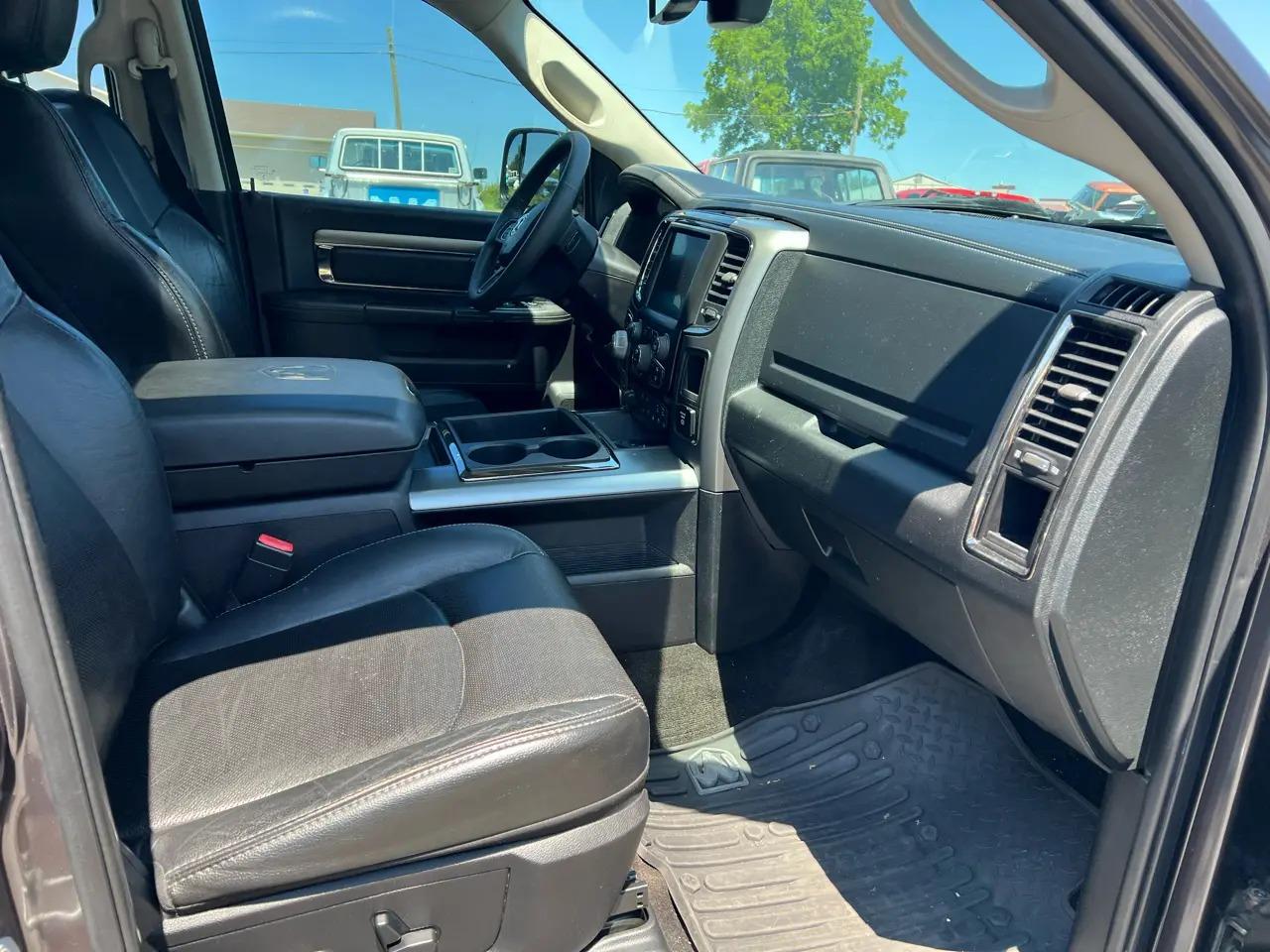 2015 RAM 1500 Sport