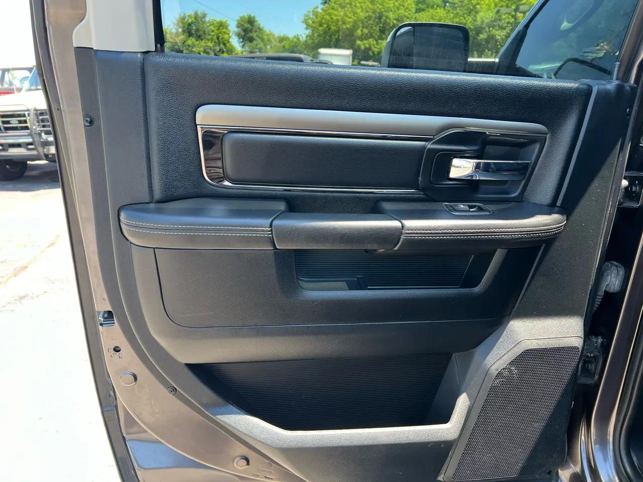 2015 RAM 1500 Sport