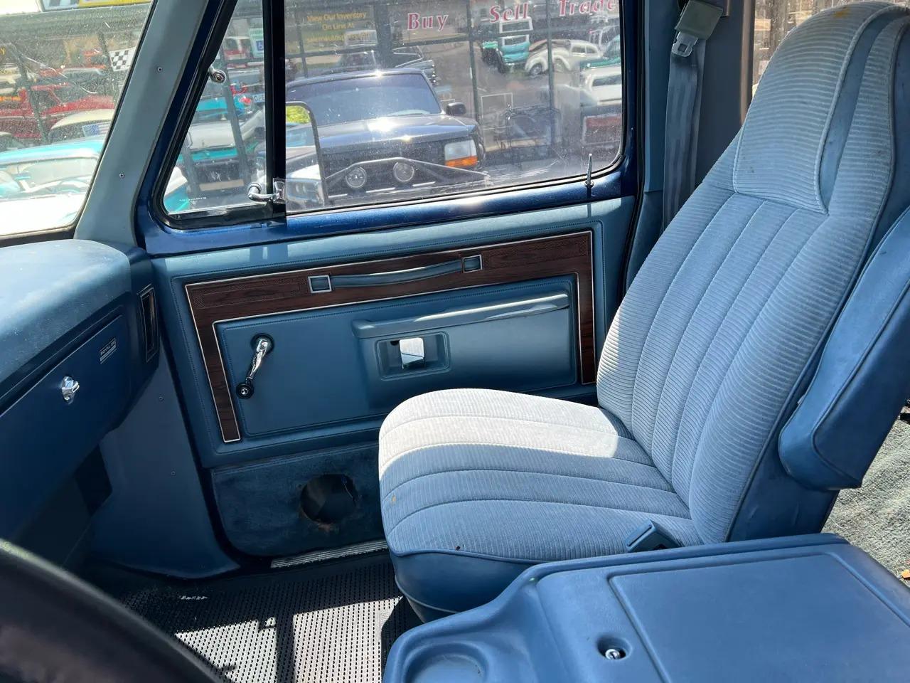 1984 Dodge Ramcharger
