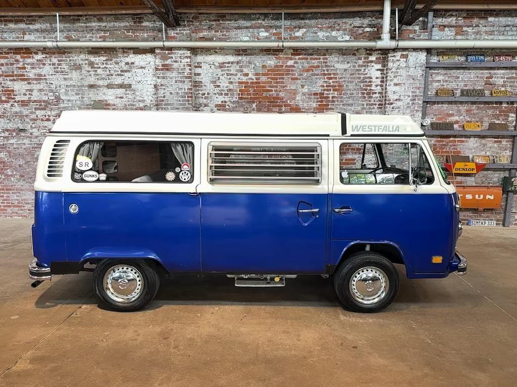  Volkswagen Bus