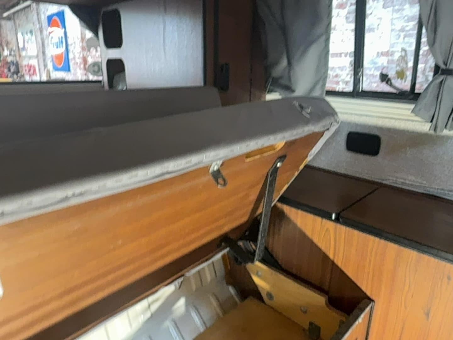 1977 Volkswagen Westfalia Camper Van
