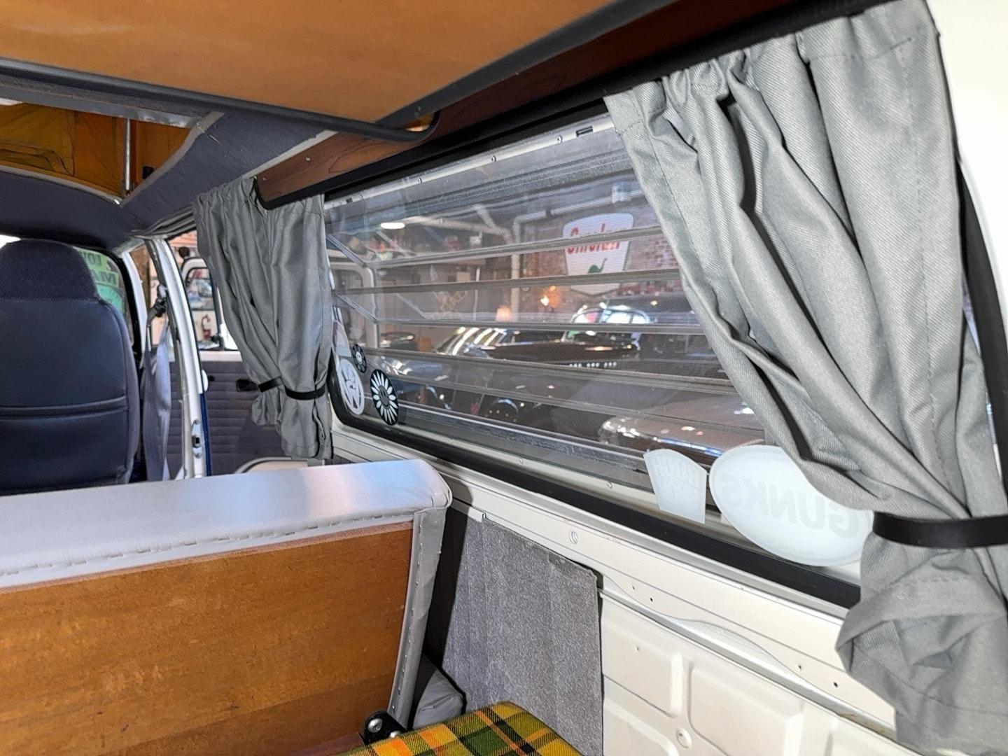 1977 Volkswagen Westfalia Camper Van