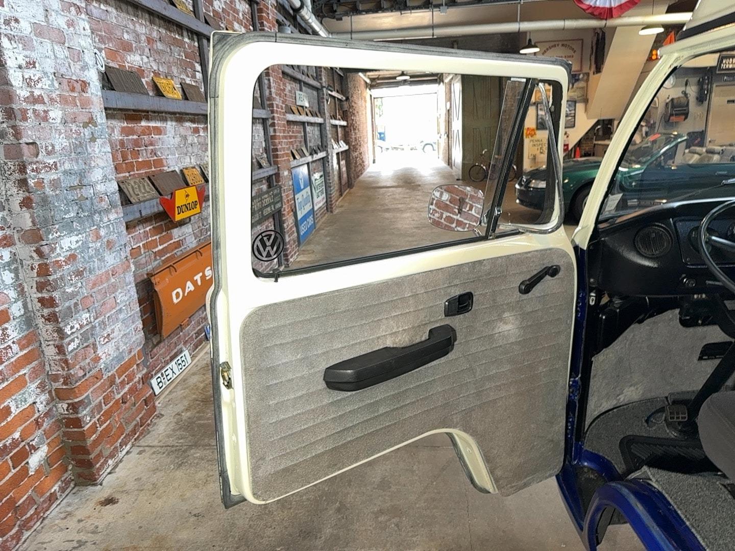 1977 Volkswagen Westfalia Camper Van