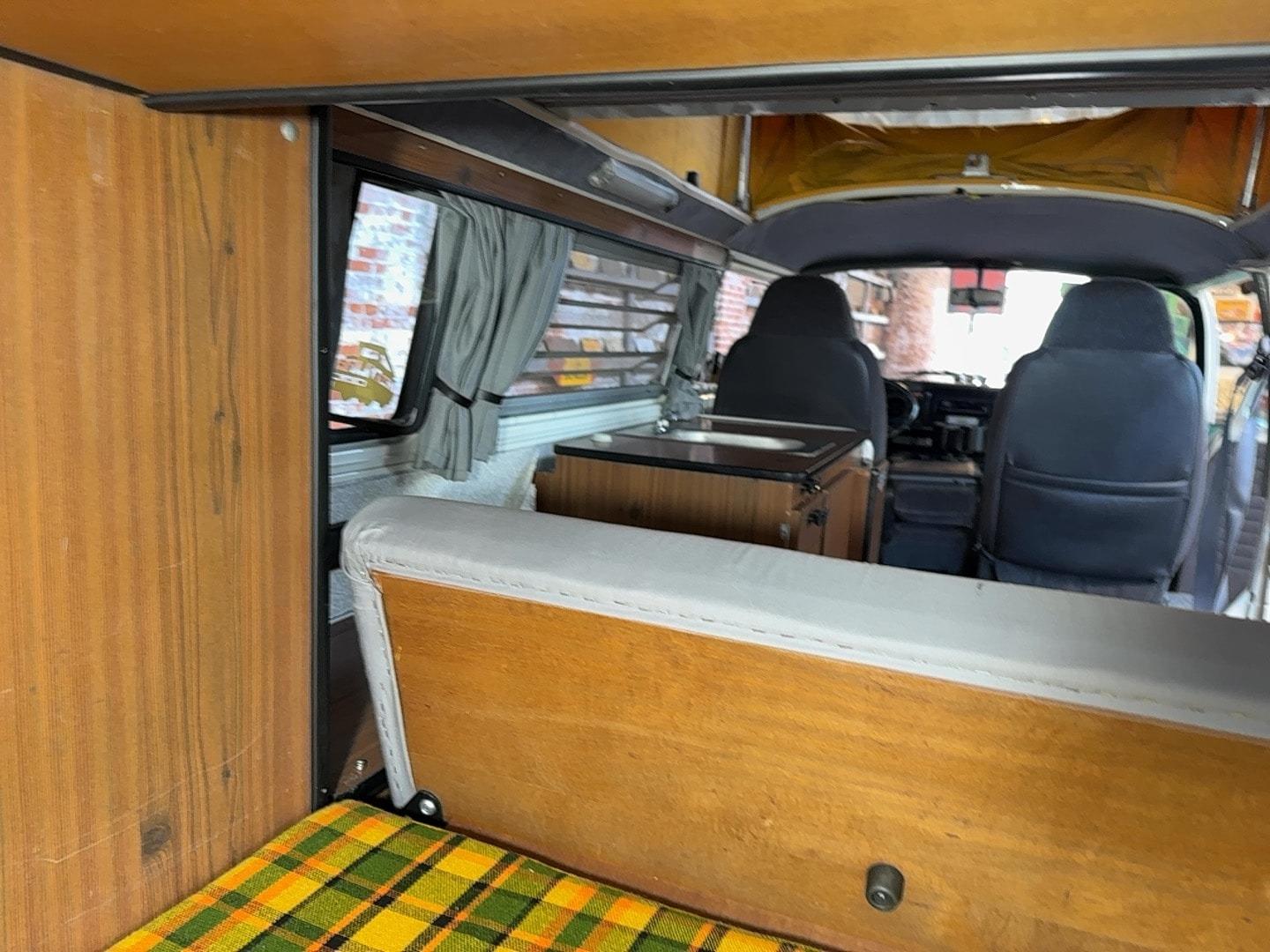 1977 Volkswagen Westfalia Camper Van