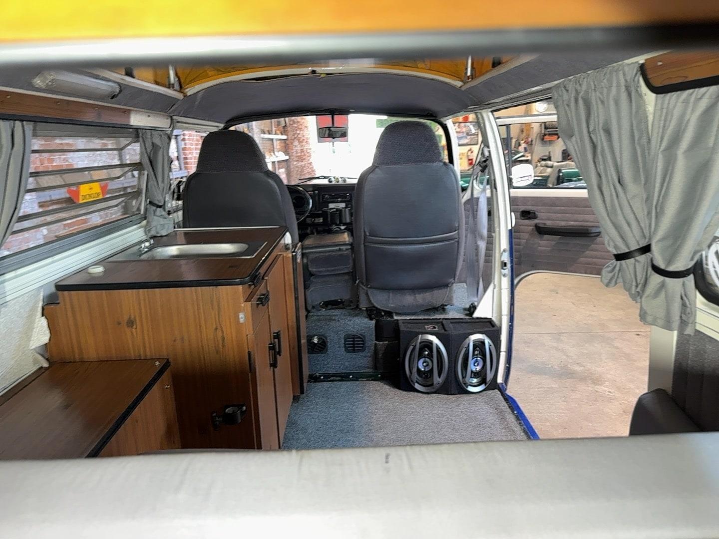 1977 Volkswagen Westfalia Camper Van