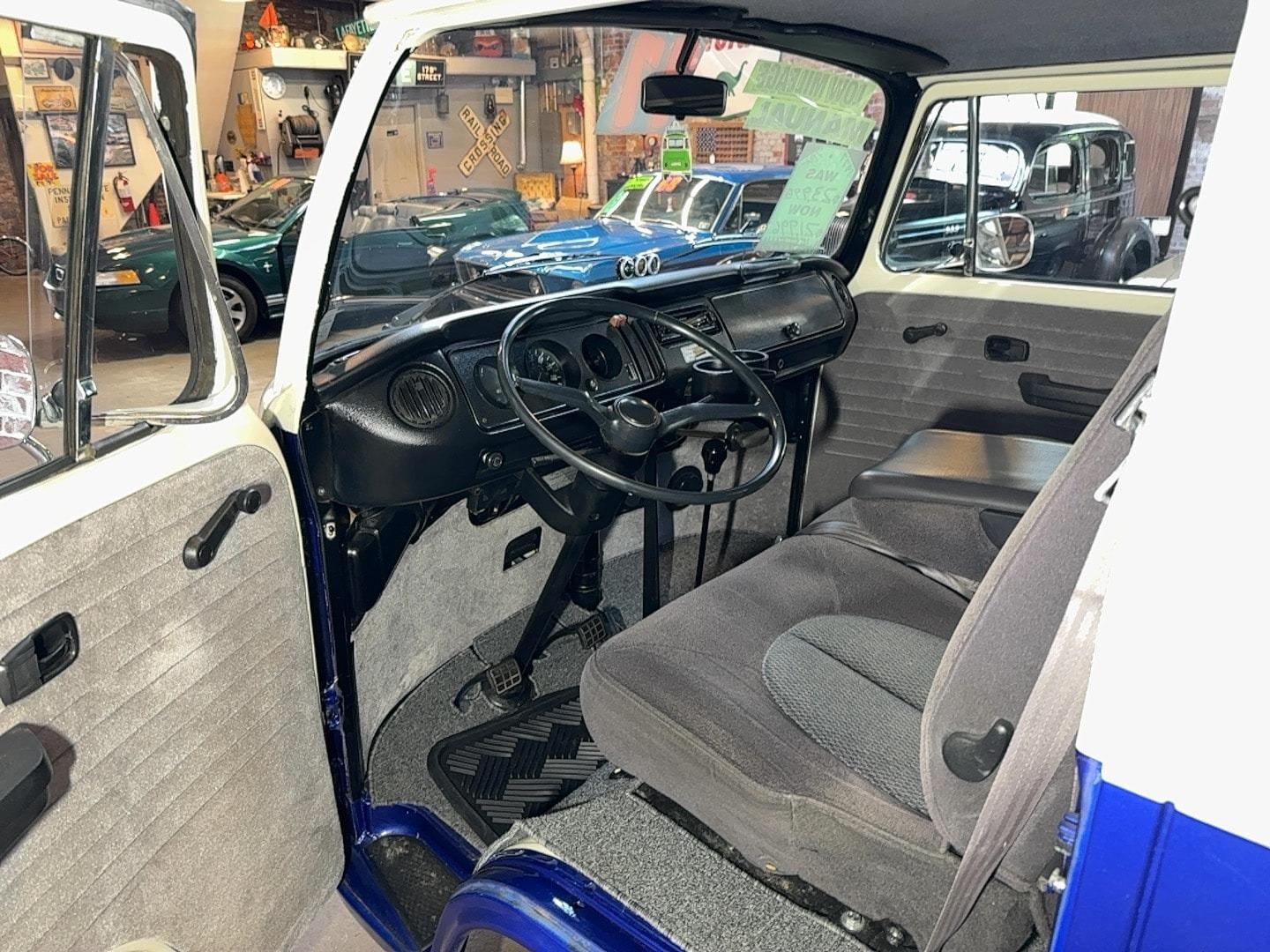 1977 Volkswagen Westfalia Camper Van
