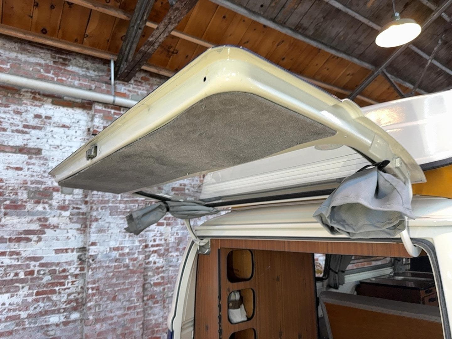 1977 Volkswagen Westfalia Camper Van