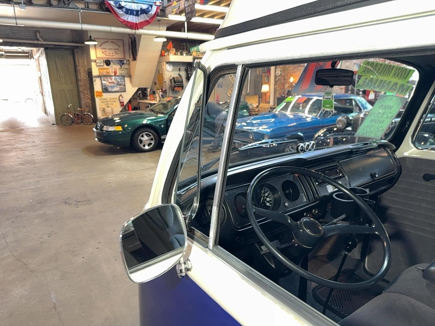 1977 Volkswagen Westfalia Camper Van