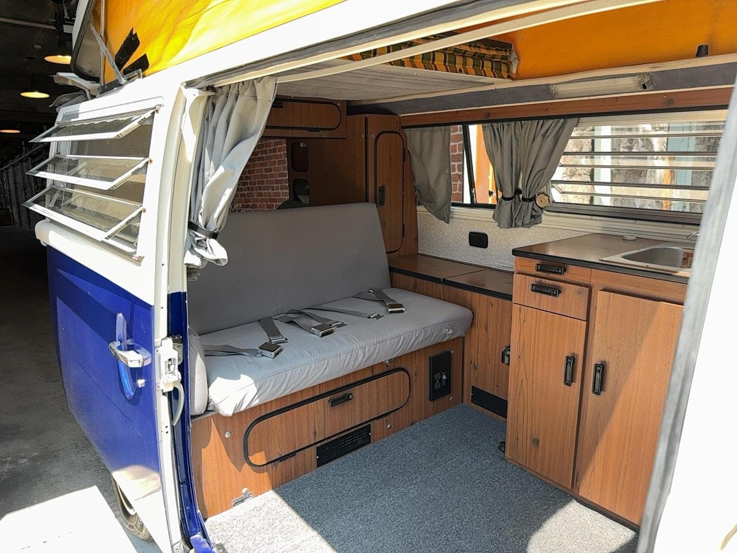 1977 Volkswagen Westfalia Camper Van
